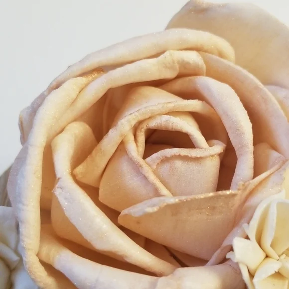 Sola Wood Flower "Love" Heart 12"x10" - Rose Gold - Picture 2 of 4